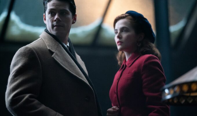 Dylan O'Brien and Zoey Deutch in The Outfit