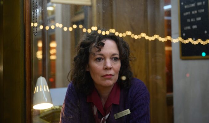 olivia colman as hilary in sam mendes british romantic drama empire of light