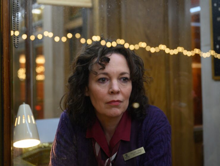 olivia colman as hilary in sam mendes british romantic drama empire of light