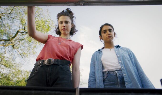 margaret qualley and geraldine viswanathan in ethan coen and tricia cooke drive-away dolls