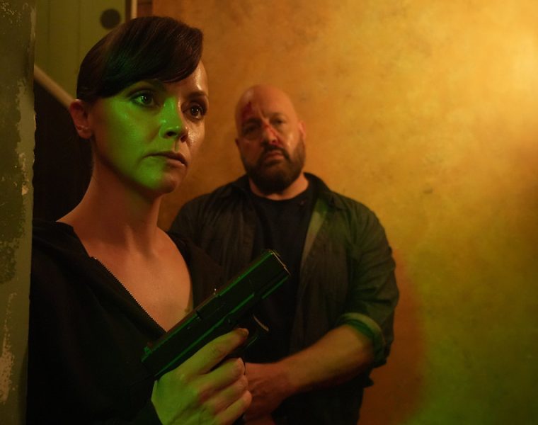 christina ricci and kevin james in guns up